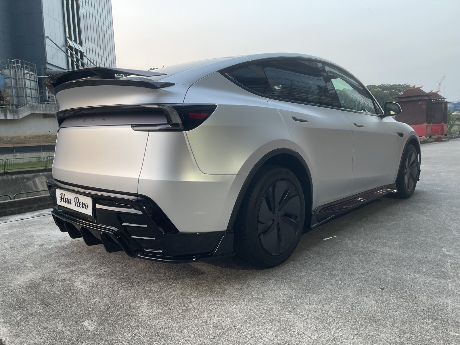 Tesla model Y Juniper Real Carbon Fibre Aerodynamic Spoiler