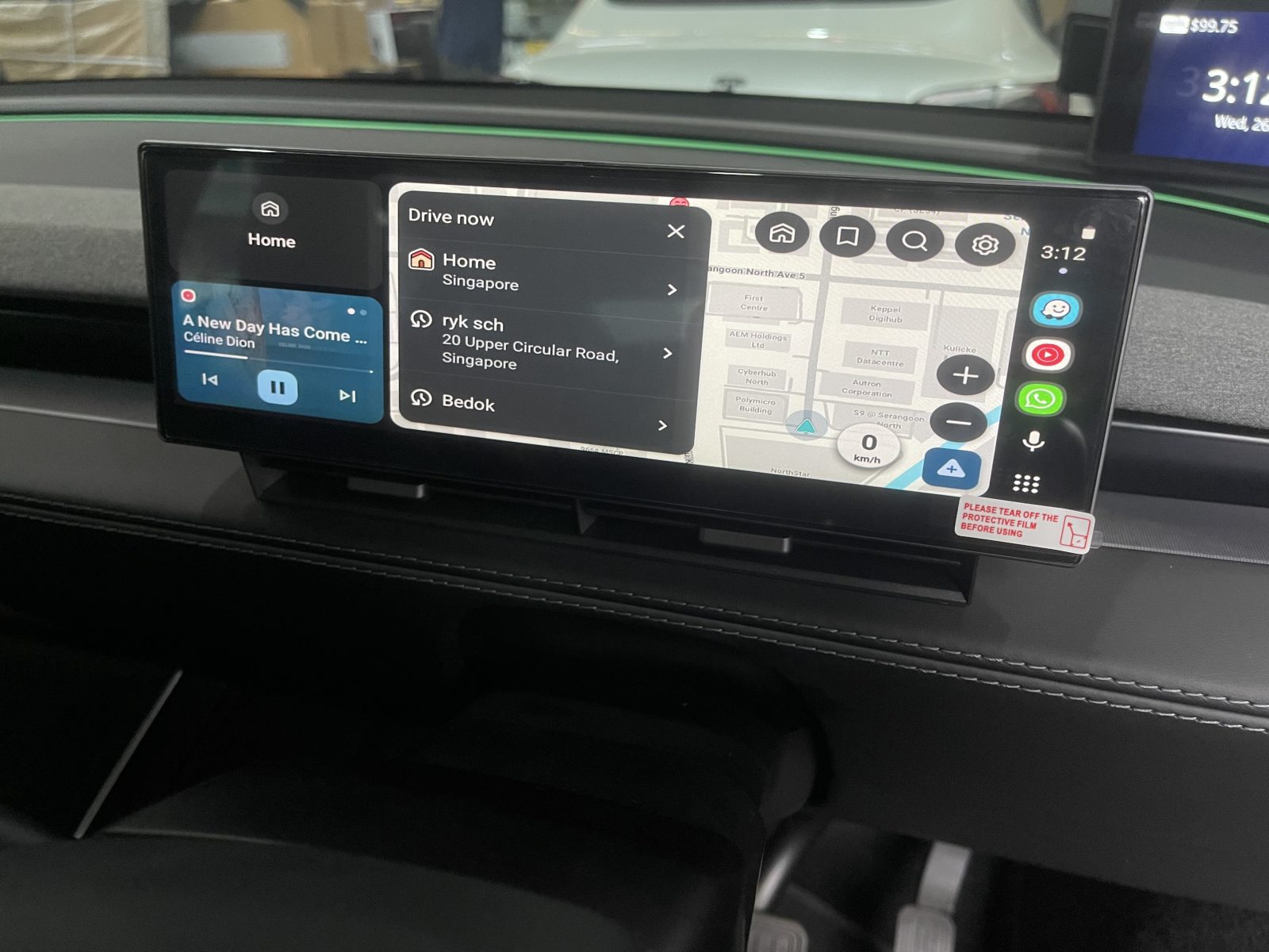 Tesla 10.88” HD LCD CarPlay , Android Auto & Miracast Screen